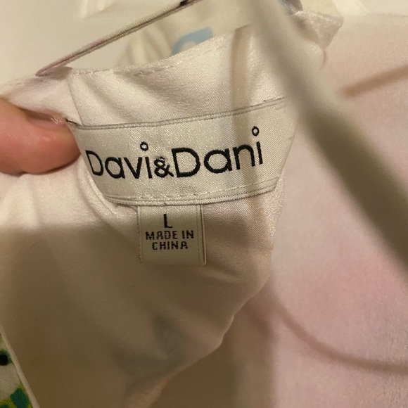 Floral White Dress! - Picture 3 of 3